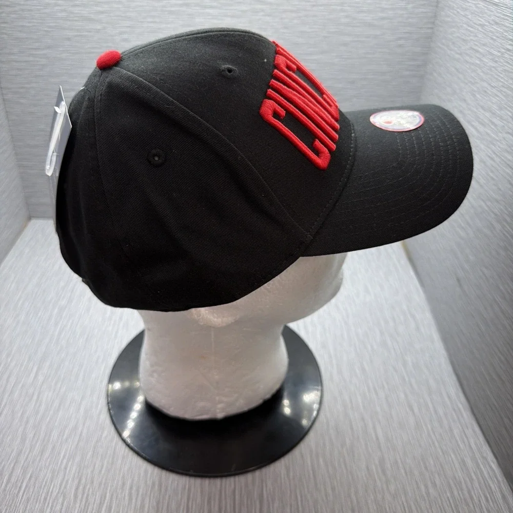 Cincinnati Bearcats Hat Champion Snapback‎ Cap Black Red NCAA Adjustable New
